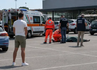 Român mort în parcarea unui supermarket din Italia. Un prieten a alertat serviciile de urgență 1