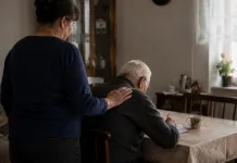 Badantă din Italia, lăsată fără moștenirea primită de la bătrân. Era angajată de numai o lună de zile când a fost numită moștenitoare 1