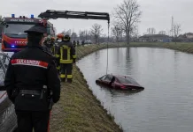 Moldovean găsit mort în Italia, într-un autoturism căzut în apă. Purta mănuși când a fost găsit înecat 1769acf9-40a6-4477-b2ab-f10febc3307f