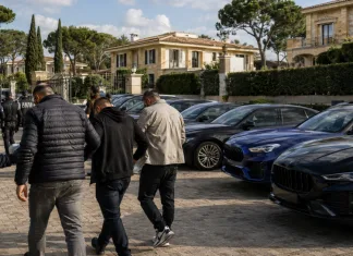 Trei români, fraudă de peste 9 milioane de euro în Italia. Zeci de case și 17 mașini de lux, confiscate preventiv 1