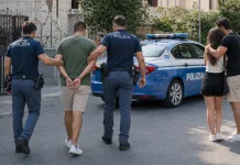 Un român din Italia a ținut un cuplu captiv timp de două ore și a agresat sexual femeia sub amenințarea cuțitului 1