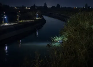 Badantă din Italia, găsită moartă într-un canal. Bicicleta sa era răsturnată pe pista de lângă canal 1