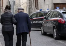 Badantă româncă împușcată în Italia de bătrânul pe care îl îngrijea. Bărbatul de 92 de ani a fugit apoi din arestul la domiciliu 3ee65417-7c2e-4353-81d4-c5850d03db66