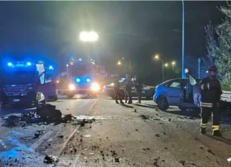Un român de 21 ani din Italia se zbate între viață și moarte, iar alte două persoane au murit în urma unui tragic accident rutier 1