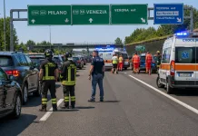 Șapte români implicați în Italia într-un grav accident. Cinci dintre ei au fost duși la spital c440fb24-11ce-4ddf-888d-bc9e3ac787d1 (1)