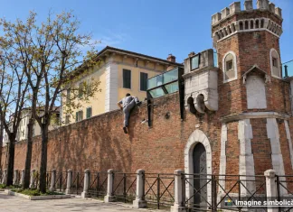Alertă în Italia după ce un român a evadat din închisoare. Căutat de forțele de ordine 1
