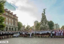 Sărbătoare românească în centrul unui mare oraș din Italia: paradă în port popular și spectacole cu intrare liberă 1